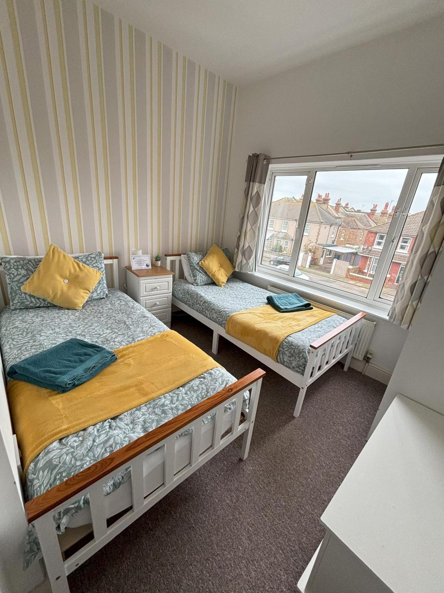 Seabreeze Apartment WTA WTA Eastbourne Exterior foto